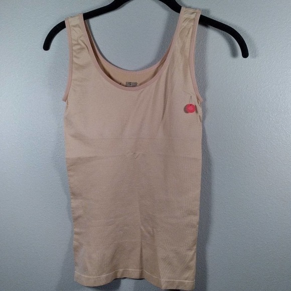 YUMMIE tummie seamless 2 way shaping tank top NWT - Picture 1 of 5